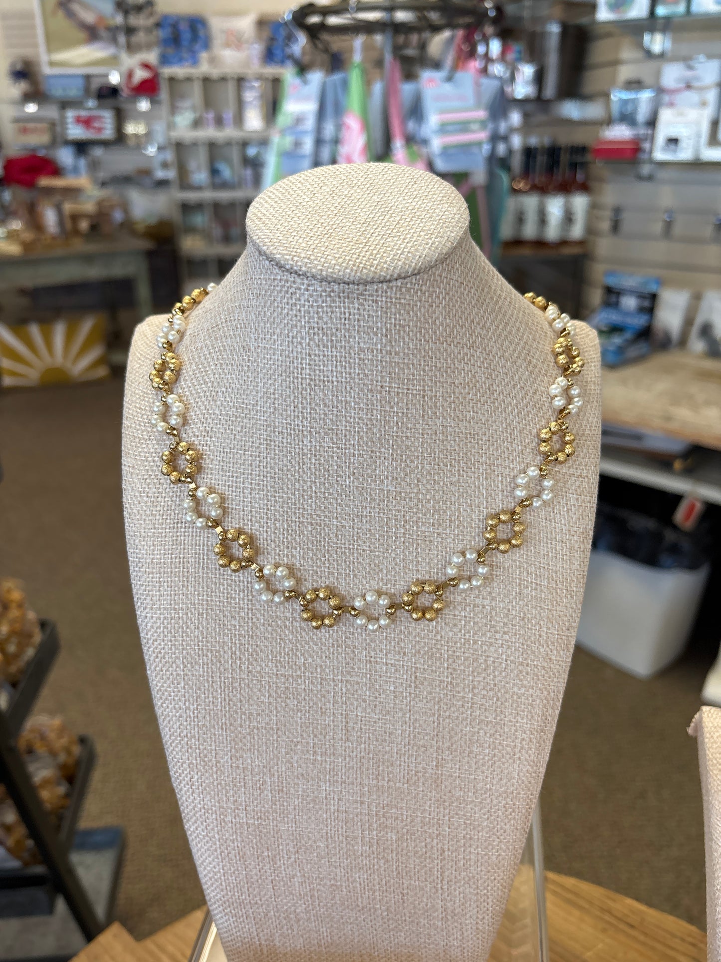 Pearl and Gold Flower Chain