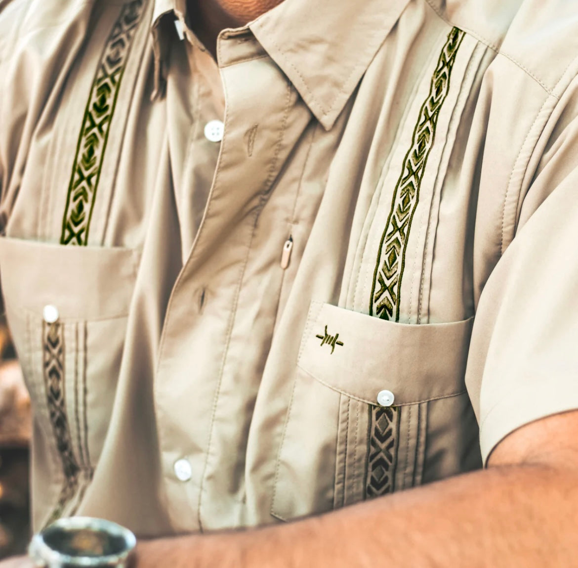 Texas Standard GUAYABERA LIBRE - CAZADOR