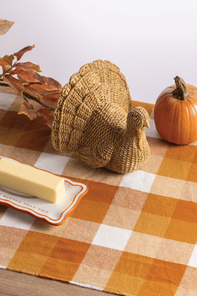 Wicker Resin Turkey Sitter