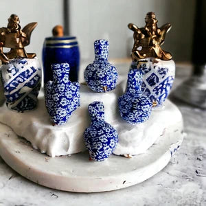 Chinoiserie Blue Floral Robin