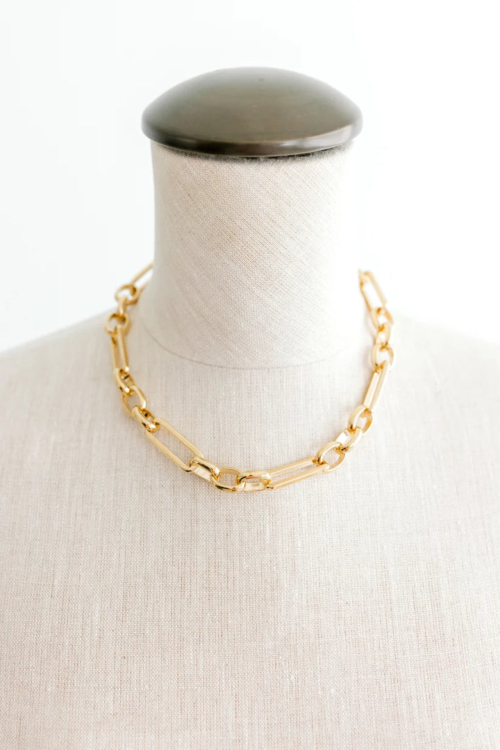 Emilia Links Necklace