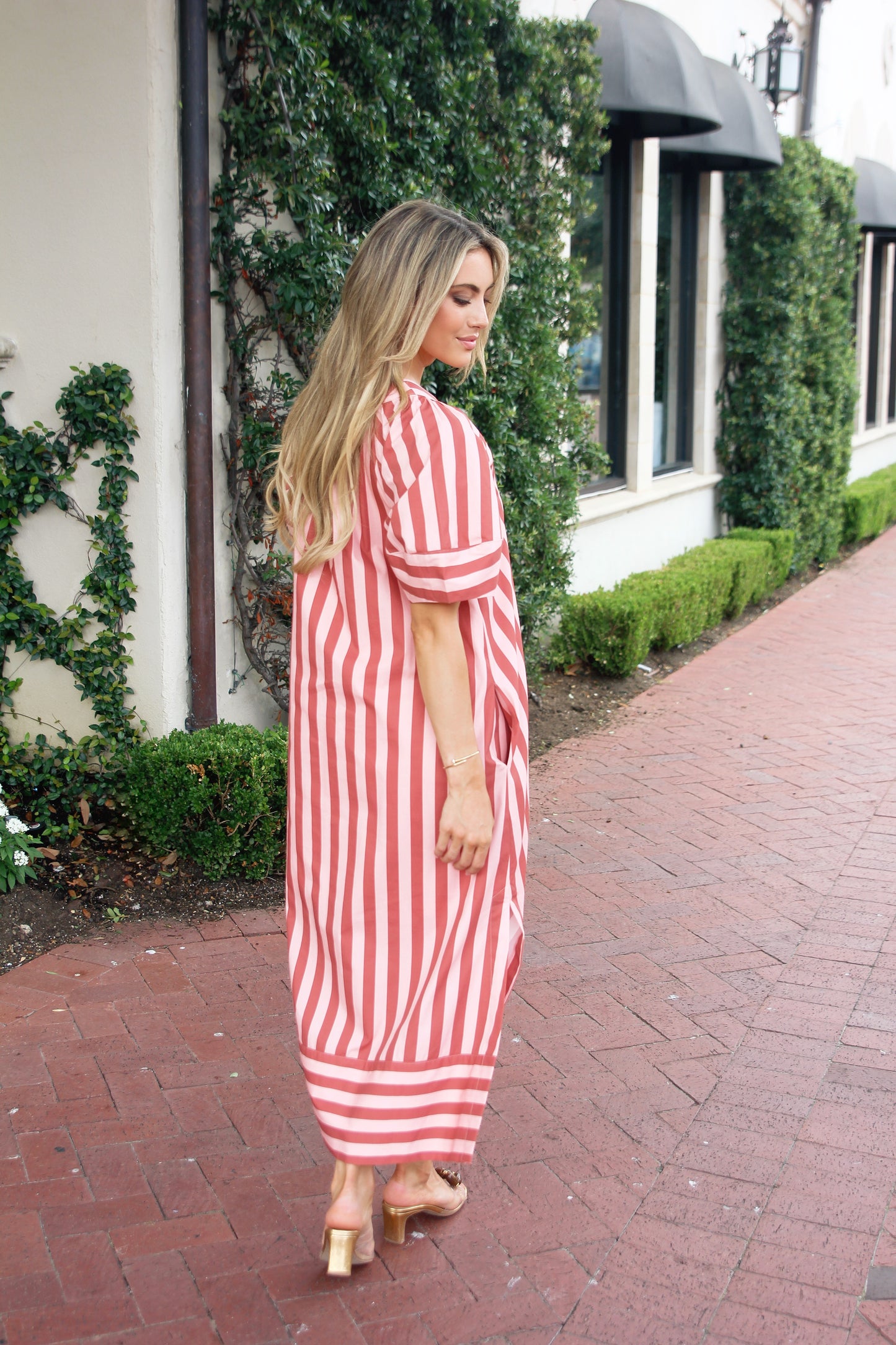 Burgandy Stripe V Neck Signature Stripe