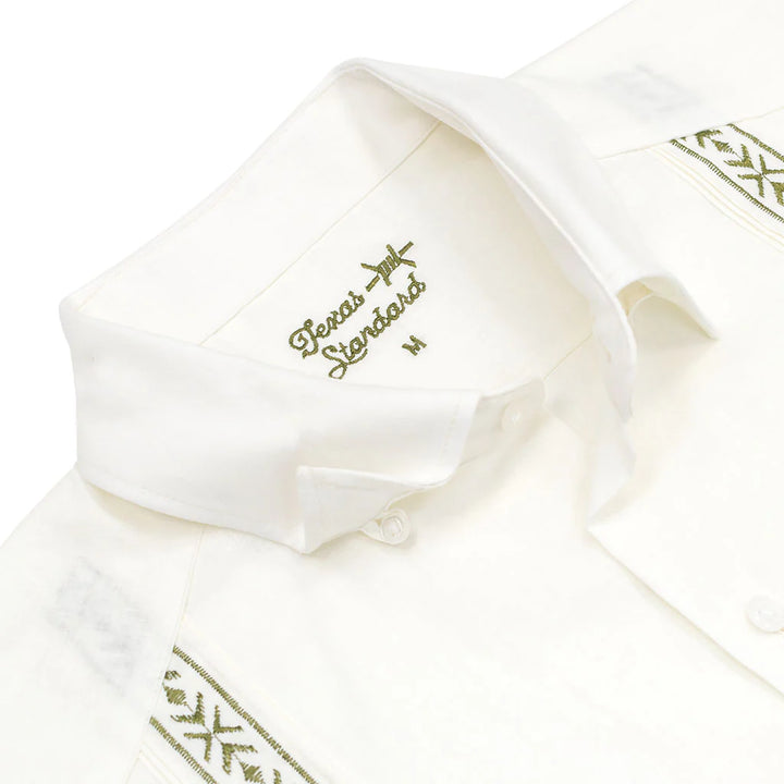 Texas Standard                                    TEJAS GUAYABERA - Flores